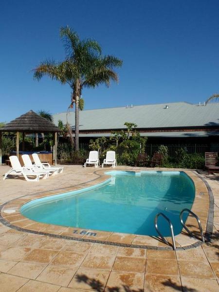 Dunsborough Central Motel Exterior photo